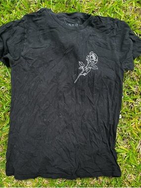 Black Rose Graphic Crewneck T-Shirt
